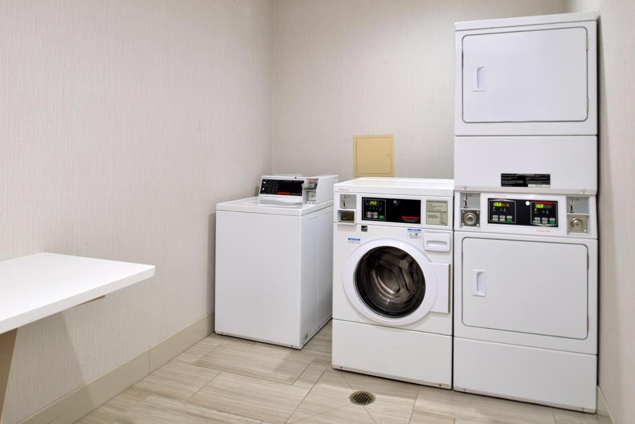 Holiday Inn Express Lodi By Ihg Esterno foto